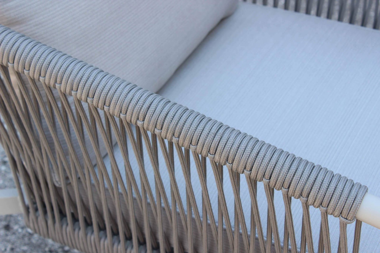 Salotto da Giardino con cuscini 4 posti in Alluminio – PETE