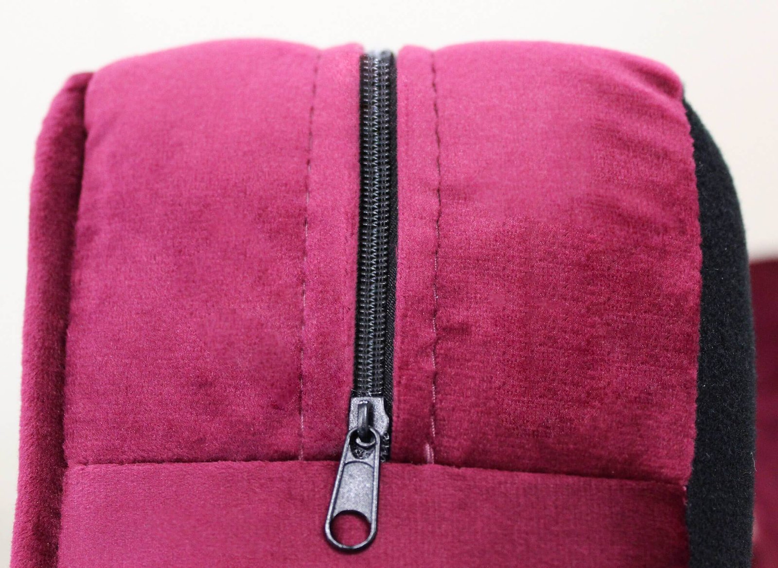 Divano due posti in Velluto cm 196x83x46 – RAMON