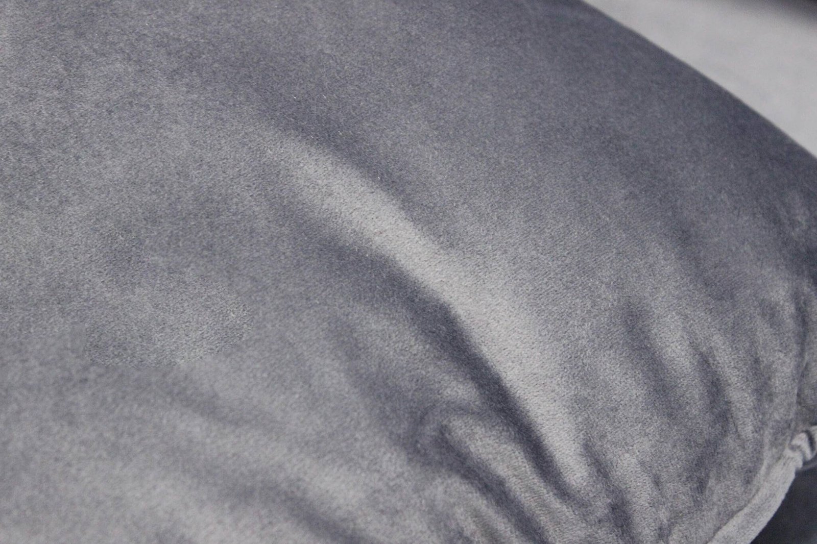 Divano due posti in Velluto cm 196x83x46 – RAMON