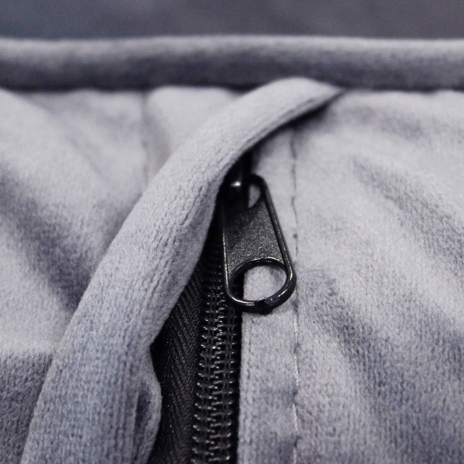 Divano due posti in Velluto cm 196x83x46 – RAMON