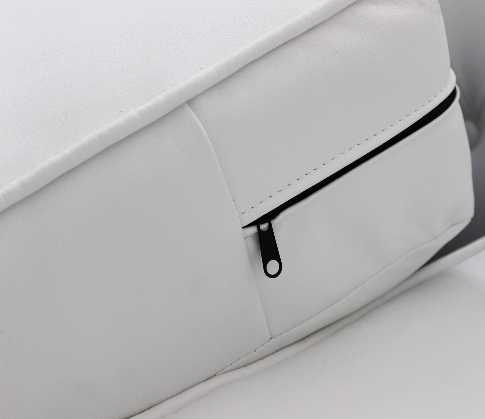 Divano vintage in ecopelle 2 posti in Ecopelle cm 152x74x82 – CHESTERFIELD