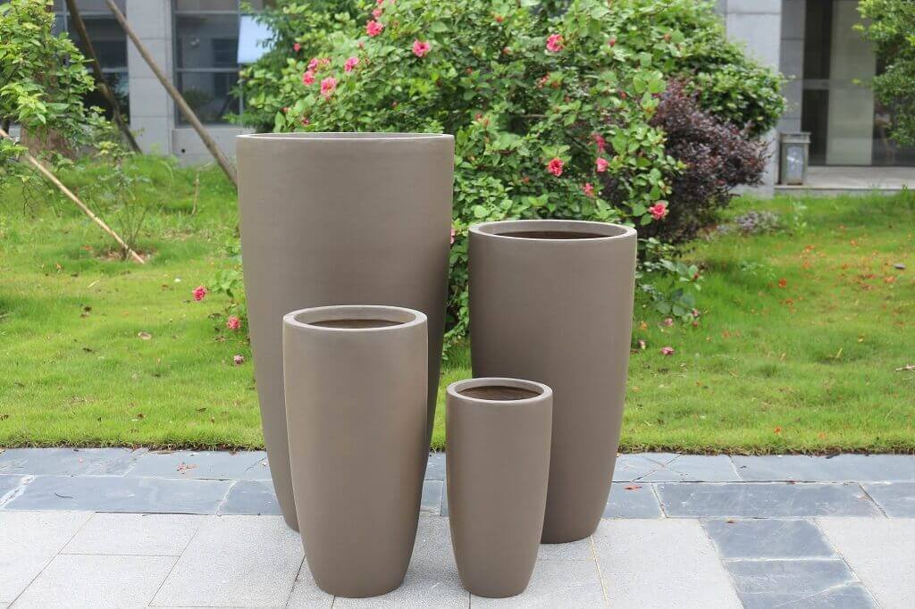 1001-BEIG_VA801001-MRNE_2.jpeg Set di 4 vasi da Giardino in Fibra di argilla cm 54x54x101 – DERRICK