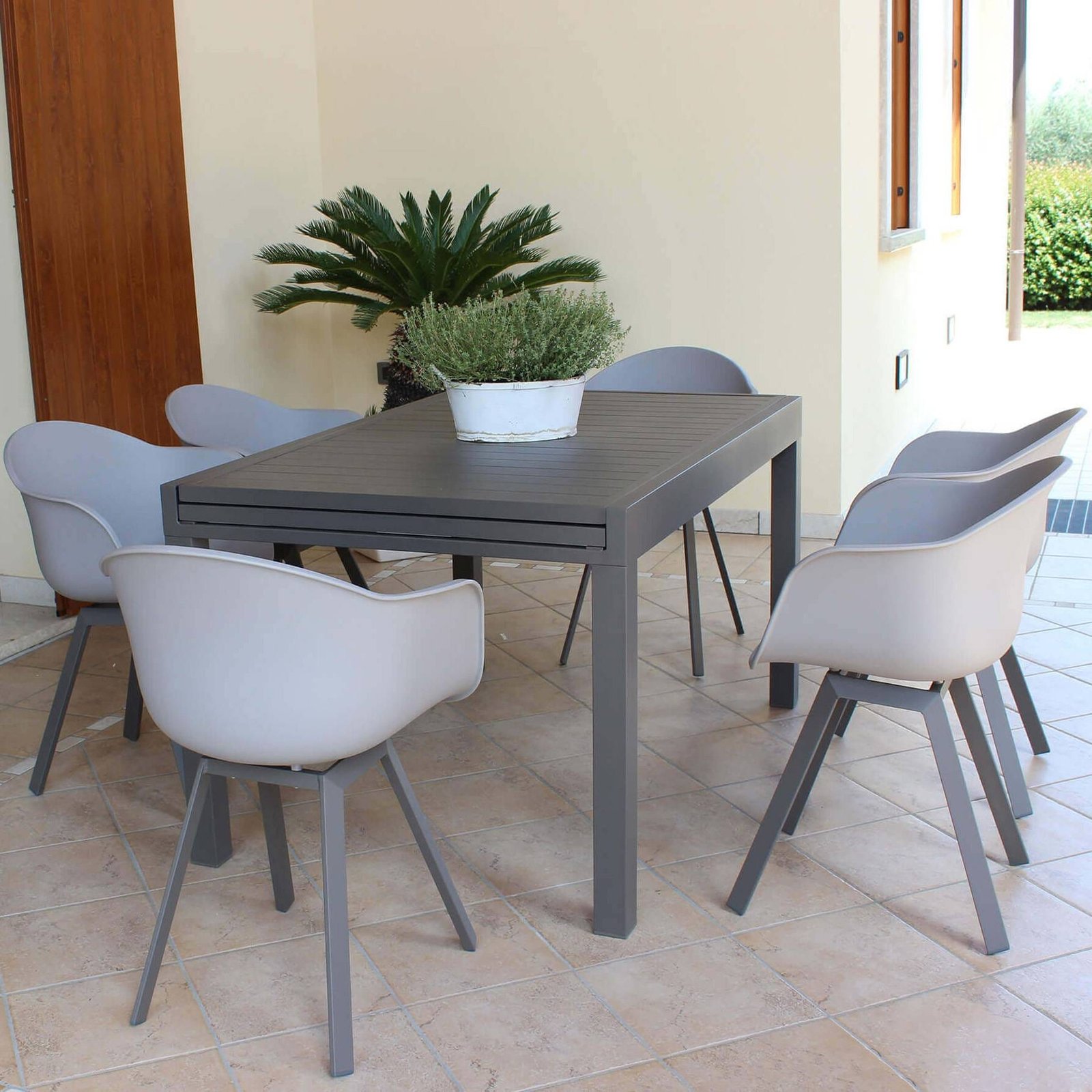 Poltrona da Giardino in Plastica,Alluminio cm 63x55x79 – CLARK