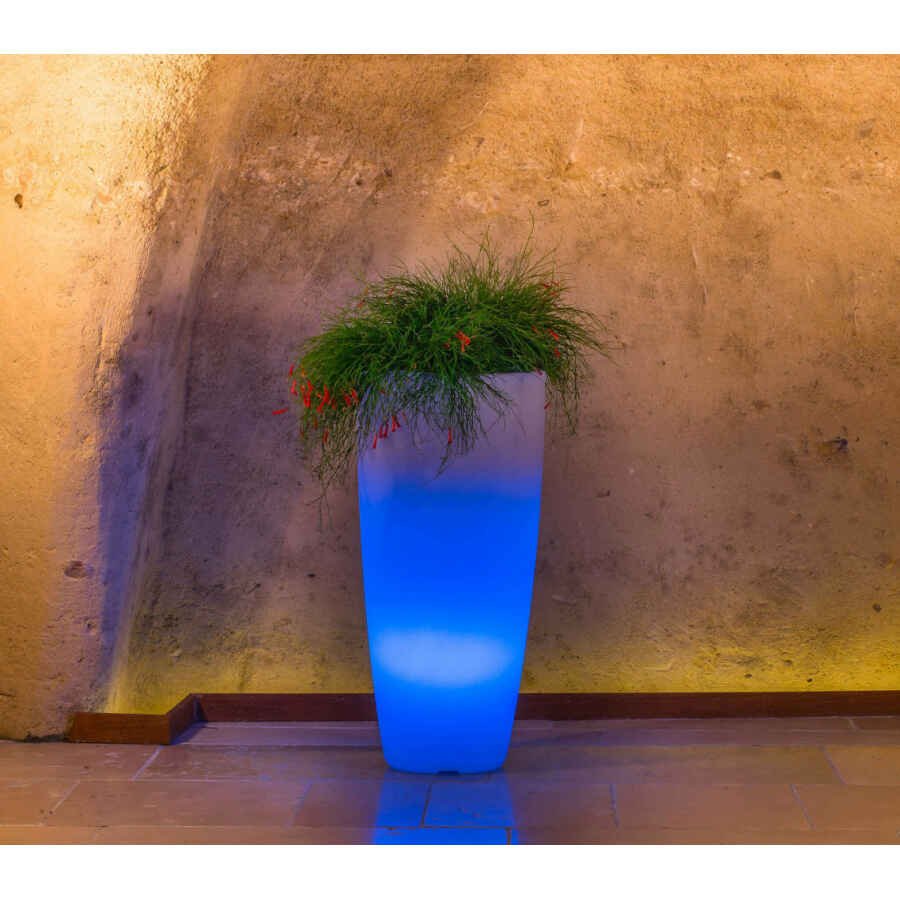 Vaso luminoso RGB con pannello solare cm 33x33x70 – LUCIUS