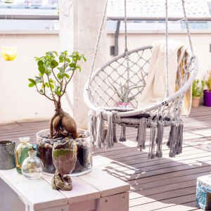 Sedia Sospesa Rotonda con cuscino in Metallo cm 80x80x120 – LORENNE