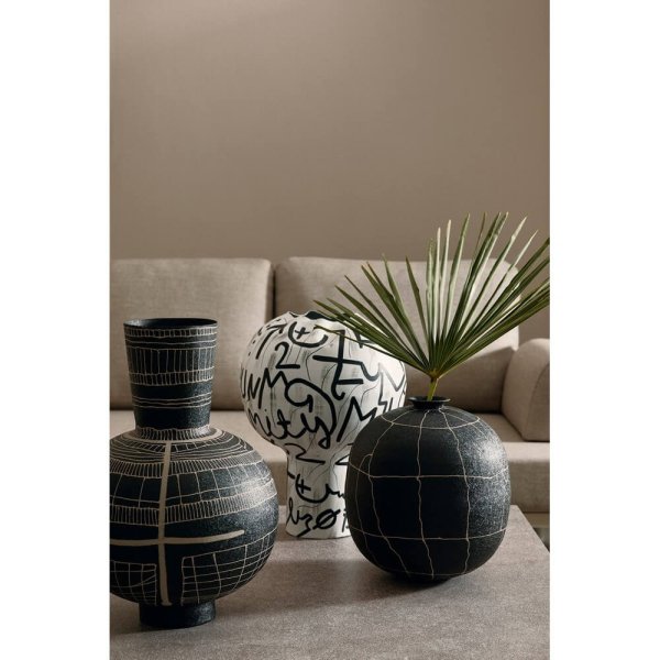 Alternative view of Bottiglia Decorativa Nero Stile Etnico H43 da Interno - SORAYA