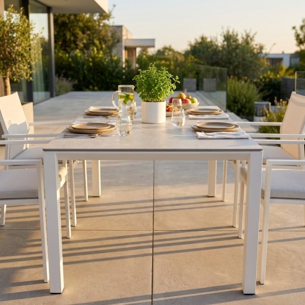 Tavolo da giardino allungabile in alluminio con piano in pietra 180/240x90x75 cm - ORANMOND
