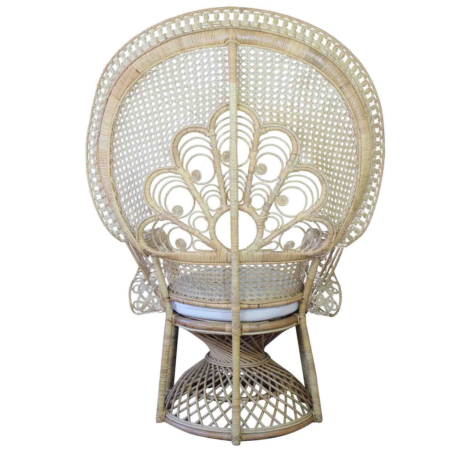 Poltrona in Rattan Intrecciato con Schienale a Ventaglio e Cuscini 147x105x68 cm - WILELIA Poltrona in Rattan Intrecciato con Schienale a Ventaglio e Cuscini 147x105x68 cm - WILELIA