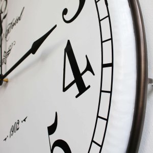 Orologio da parete XL in acciaio e vetro bianco 92x8,7x105,5 cm - CARL Orologio da parete XL in acciaio e vetro bianco 92x8,7x105,5 cm - CARL