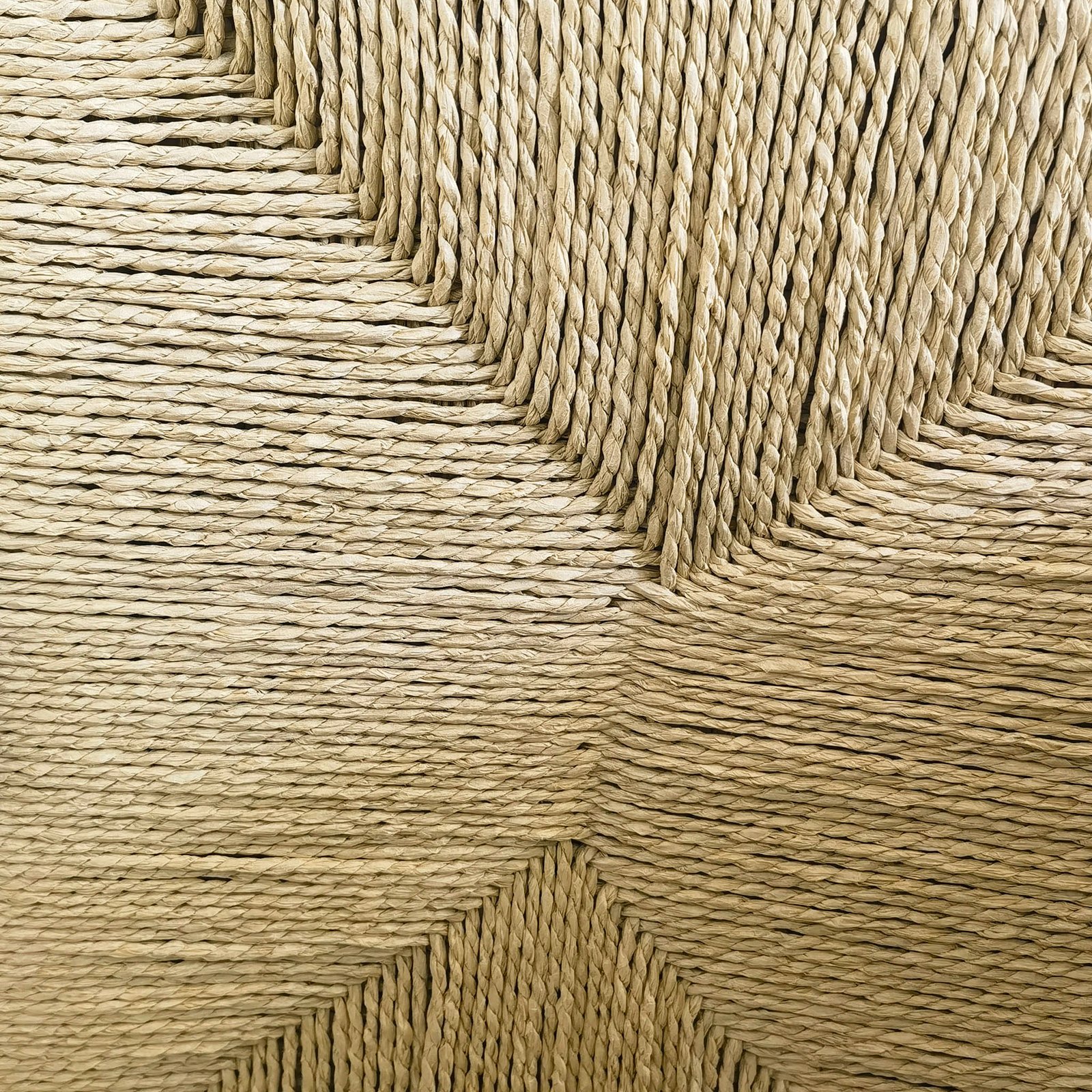 Comodino in legno con cassetto e anta intrecciata 34x25x64 cm naturale - PERONNOR Comodino in legno con cassetto e anta intrecciata 34x25x64 cm naturale - PERONNOR