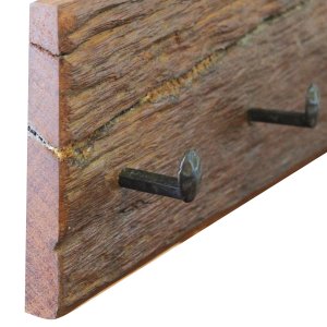 Appendiabiti da parete rustico in legno riciclato con ganci 90x8x15 cm - ELERNOR Appendiabiti da parete rustico in legno riciclato con ganci 90x8x15 cm - ELERNOR