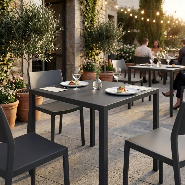 Tavolo da giardino quadrato 70x70 cm autolivellante antracite - ZELALIA
