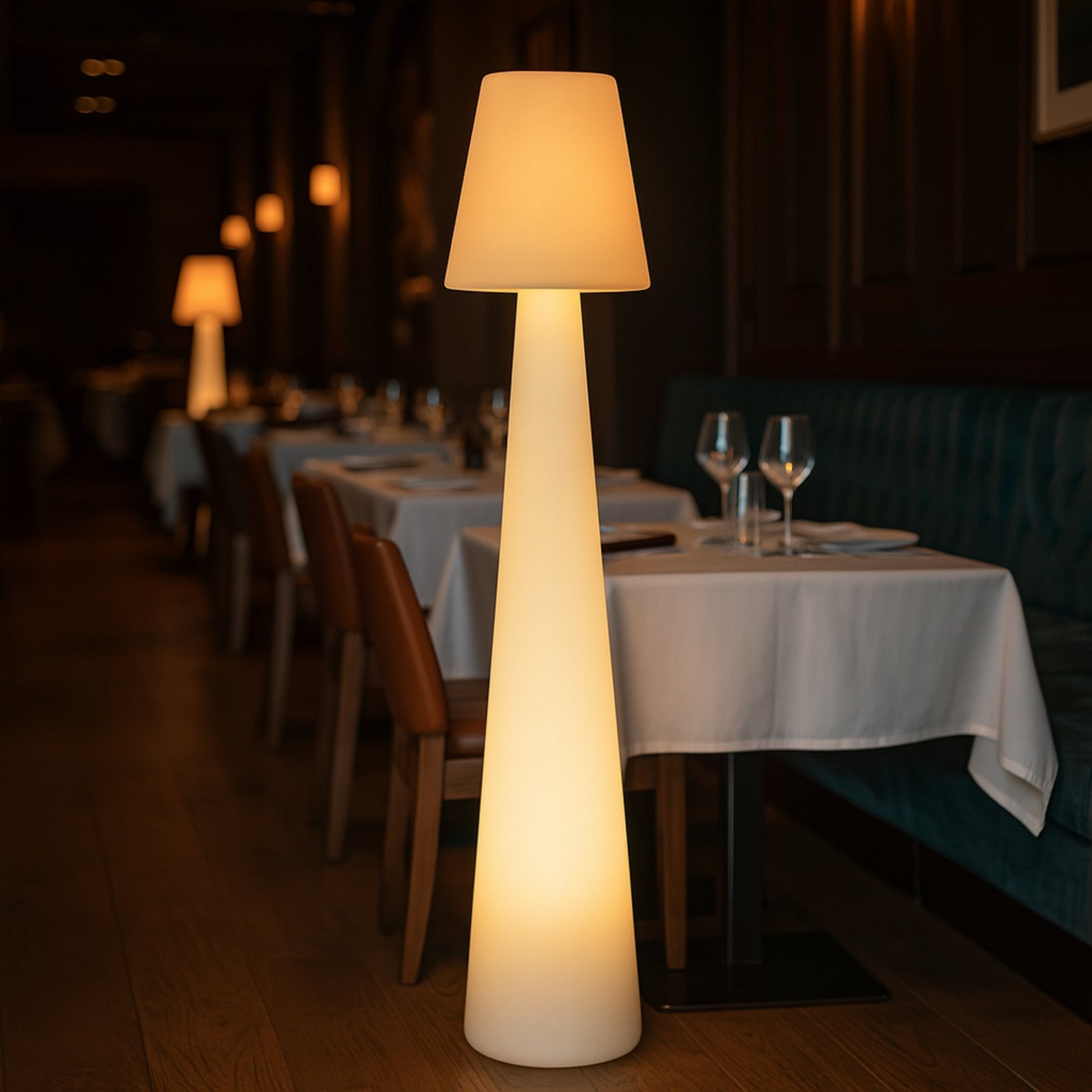 Lampada da esterno a piantana LED RGB con telecomando, ricaricabile USB, Ø 40 x 152 cm - ISITHAS