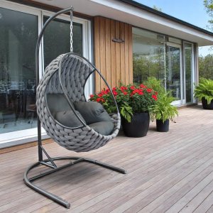 Dondolo da Giardino a Uovo in Corda Intrecciata con Struttura in Metallo 106x105x196 cm - SELARTHAS Dondolo da Giardino a Uovo in Corda Intrecciata con Struttura in Metallo 106x105x196 cm - SELARTHAS