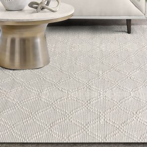 Tappeto in lana avorio con motivo geometrico a rombi 120x180 cm - SELILRIC Tappeto in lana avorio con motivo geometrico a rombi 120x180 cm - SELILRIC