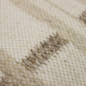 Pouf quadrato in lana tessuta avorio con decoro 40x40x40 cm - ALUNMOND Pouf quadrato in lana tessuta avorio con decoro 40x40x40 cm - ALUNMOND