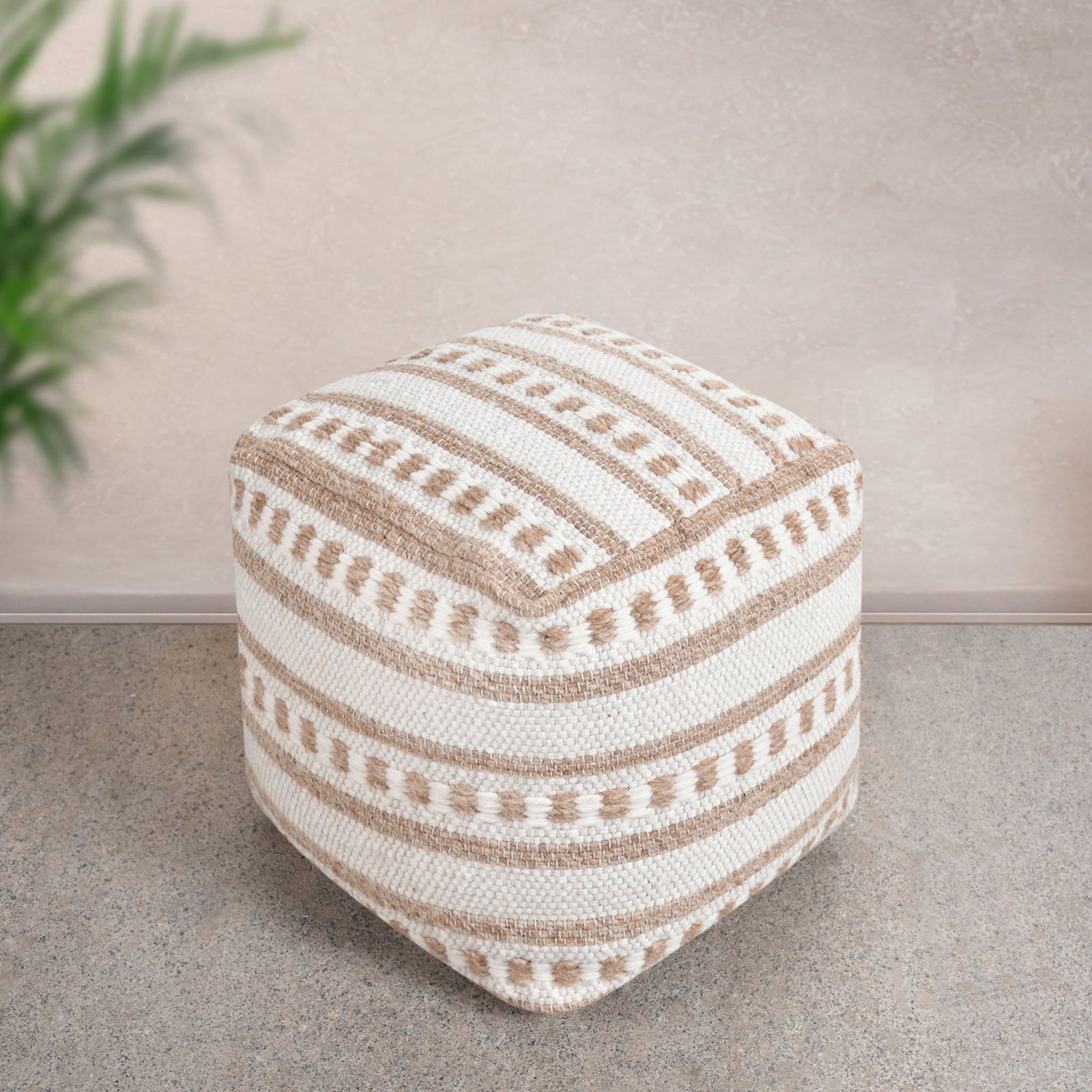 Pouf cubo in lana avorio con decoro etnico 40x40x40 cm - ULELLUNA
