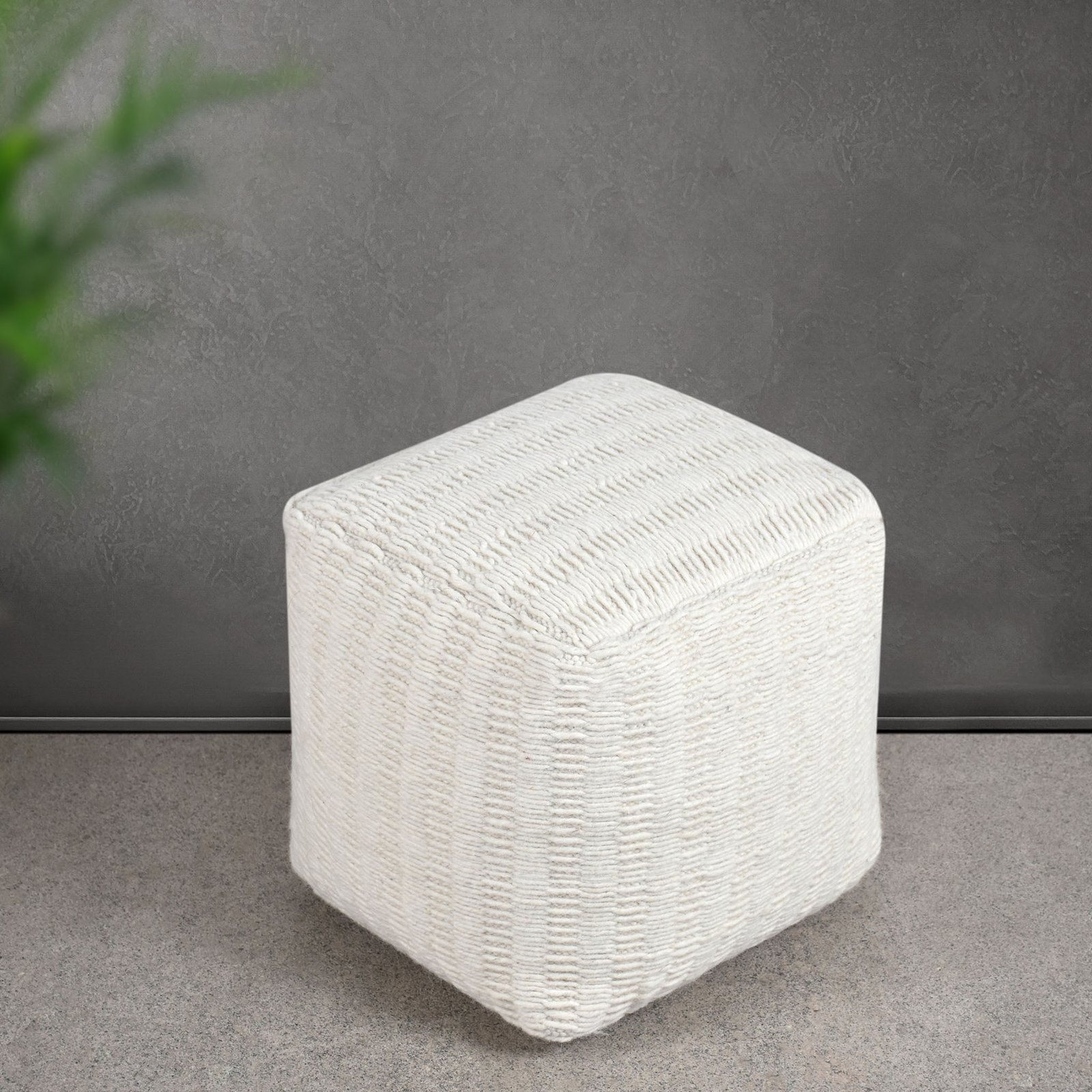 Pouf cubo in lana intrecciata avorio con decoro 40x40x40 cm - MARORLUNA Pouf cubo in lana intrecciata avorio con decoro 40x40x40 cm - MARORLUNA
