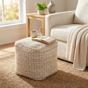 Pouf cubo in lana avorio con decoro 40x40x40 cm - GALIRRON
